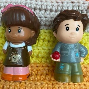 Little People Big Animals 2015 Mia & Zookeeper